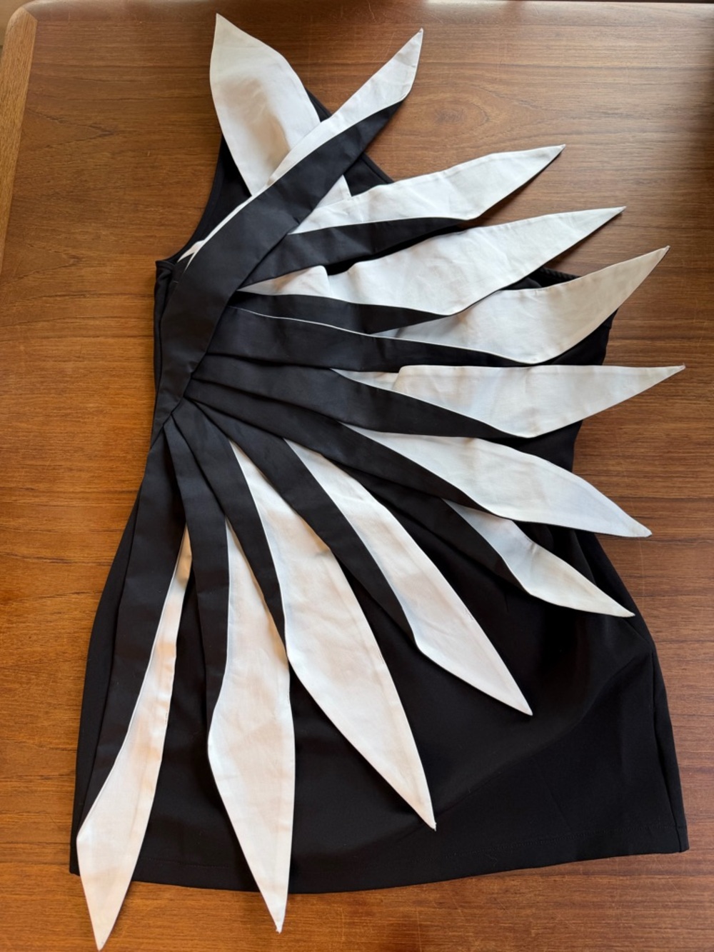 AKIRA Draco Pointed Mini Dress Black White Sculptural One Shoulder Size XL - Picture 5 of 12